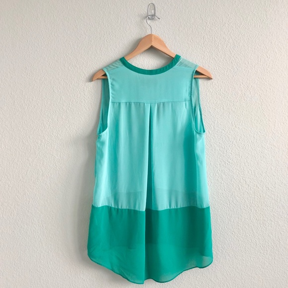 4/$25 Anthropologie Sunday in Brooklyn Tunic - Picture 2 of 4